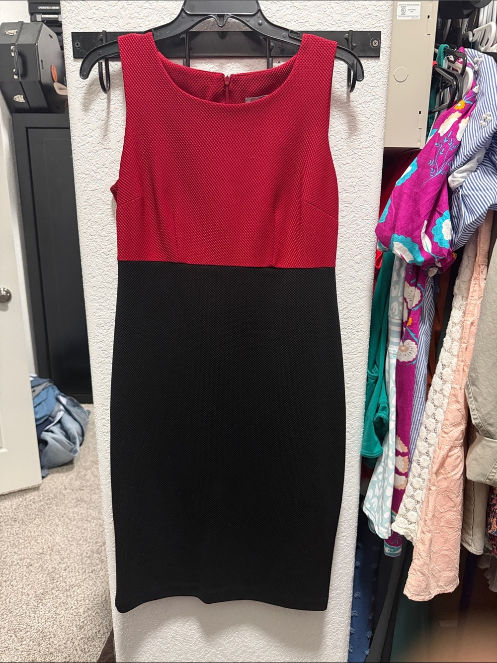 Danny & Nicole Red and Black Colorblock Midi Sheath Dress